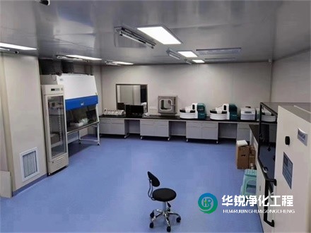 在檢驗科裝修時，如何確保施工質量和進度？