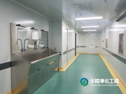 醫(yī)院凈化工程中地面采用什么材料比較好？